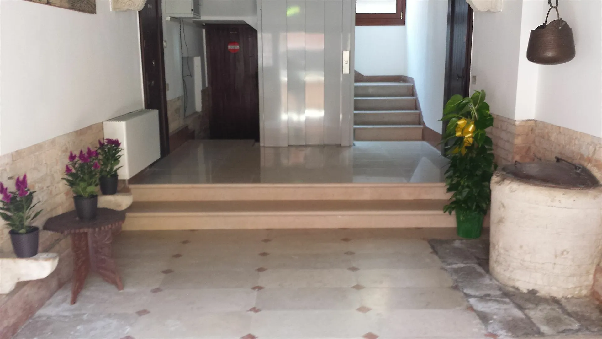 Suite In Venice Ai Carmini 0*,  Italy