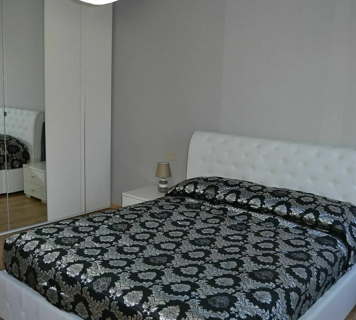 Suite In Venice Ai Carmini Apartment