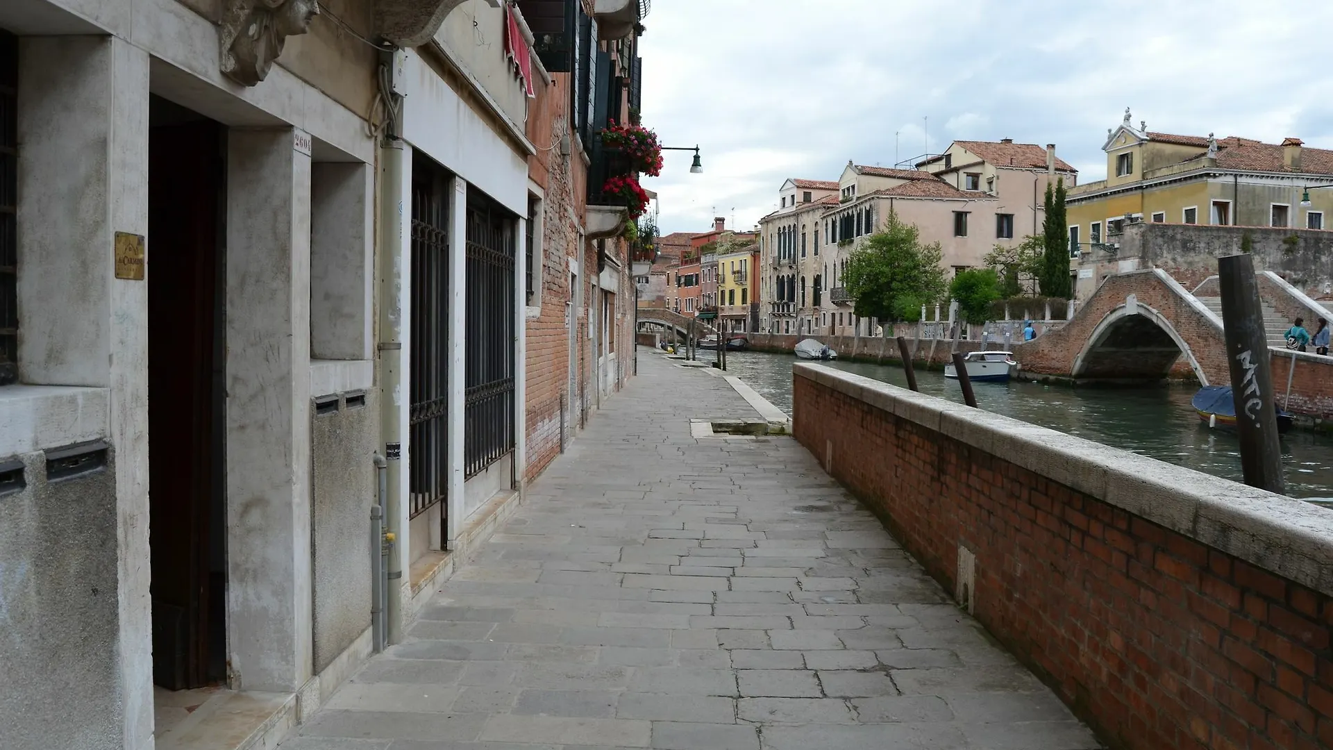 Suite In Venice Ai Carmini 0*,  Italy